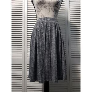 GNW Pleated Knit Skirt Women's Size Small Heather Gray Elastic Waist Knee Length